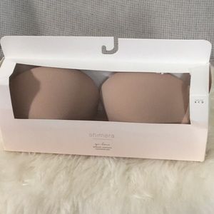 Backless strapless underwire bra